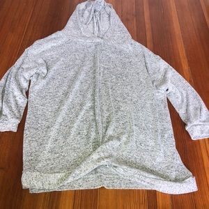 gray sweatshirt